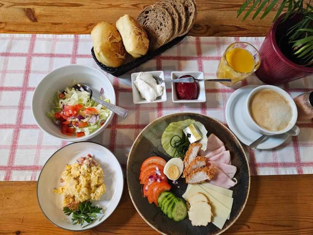 Breakfast at Korona Rooms